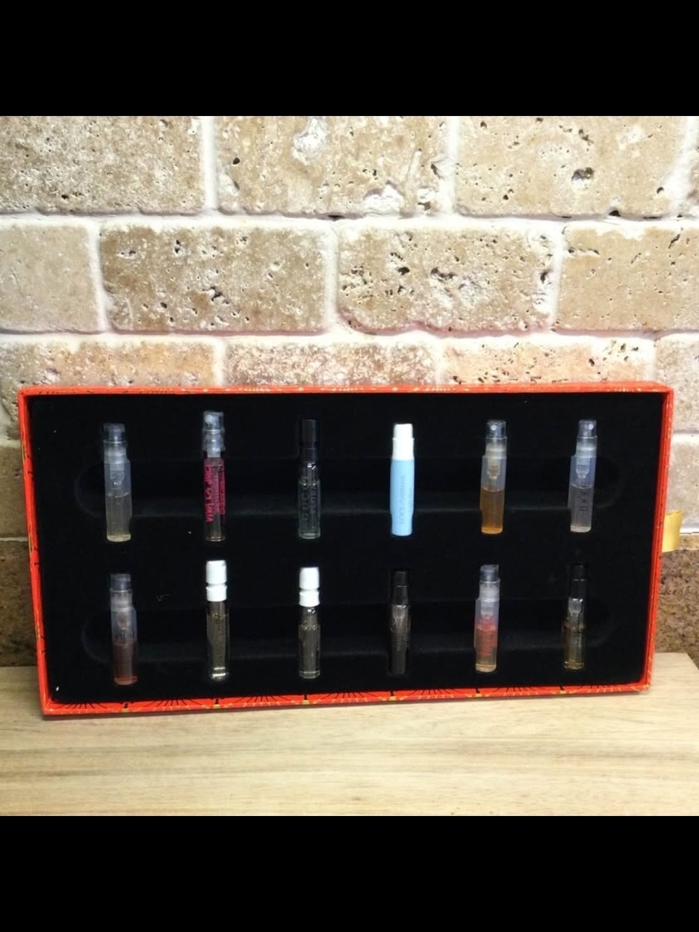 New Women's Fragrance Sample Set